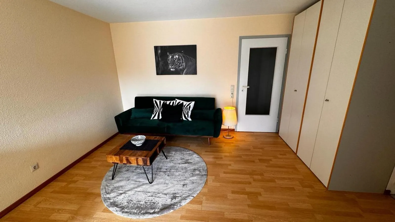 2 Zimmer Wohnung Am Milaneo Stadtmitte Hbf 슈투트가르트 아파트